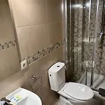 L'illa Ξενοδοχείο